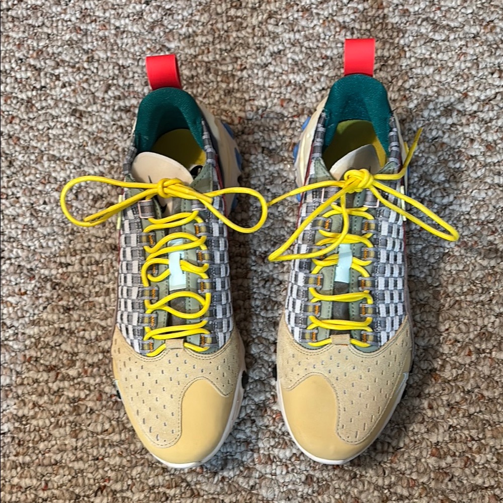 Nike React Sertu Theioth Men’s sz 8 Multi-Color Sneakers